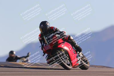 media/Nov-06-2023-Moto Forza (Mon) [[ce023d0744]]/3-Intermediate Group/Session 5 (Turn 9)/